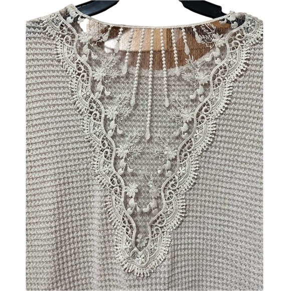 Short Sleeve Textured Lace Back Crewneck Knit Sweater Size XL - Picture 3 of 6